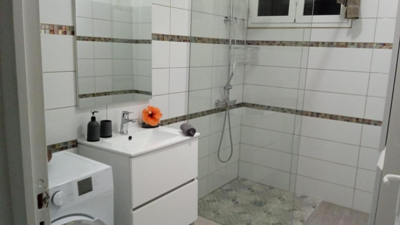 Maison De Vacances Baca Vue Sur Mer Capesterre Екстериор снимка